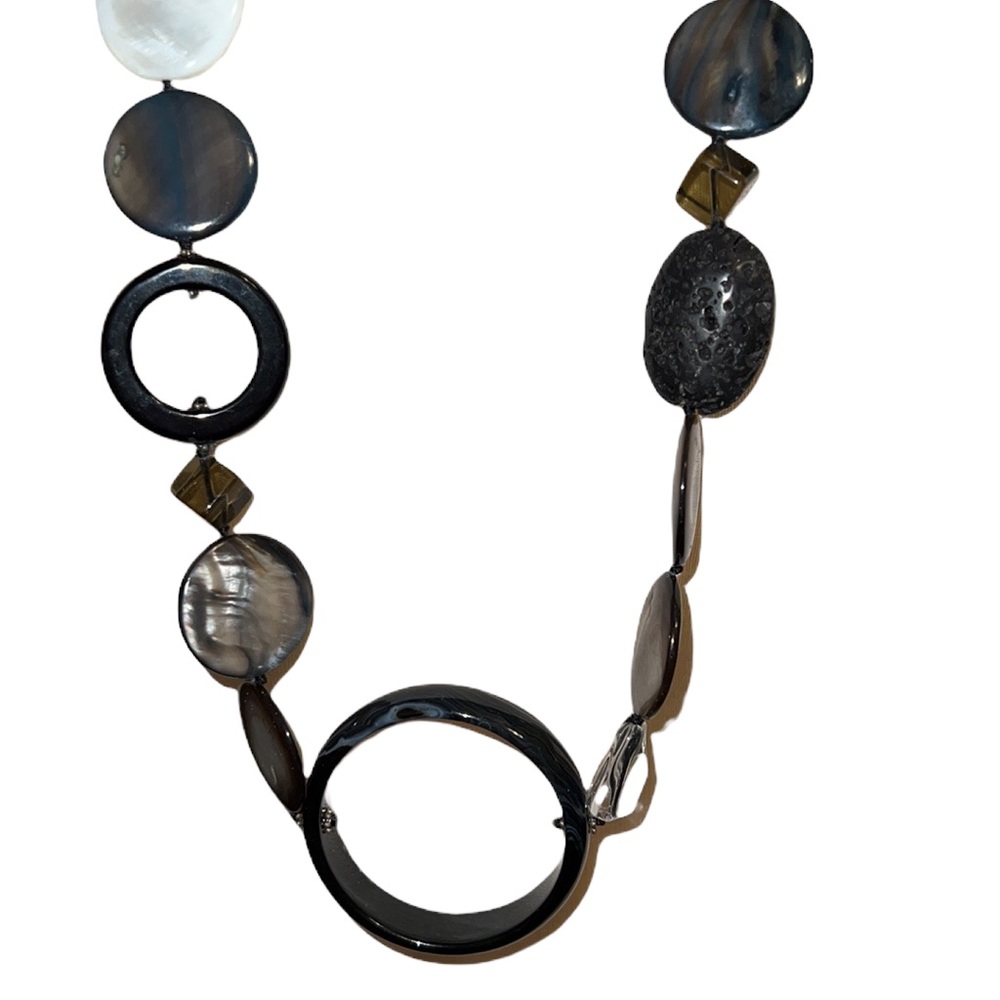Glass & Shell Necklace - Picture 2 of 3